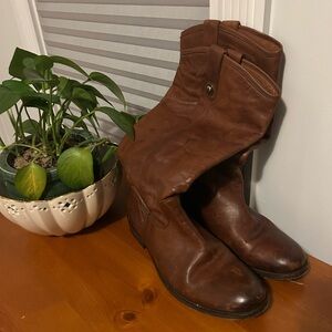 Frye Women's Brown Leather Boots